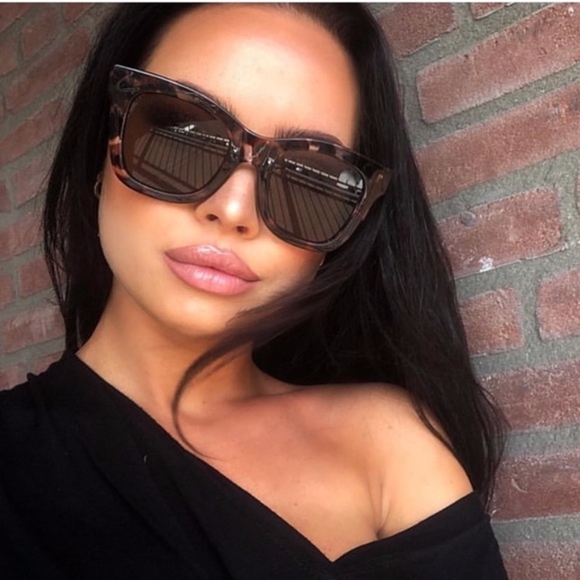 Black Thick Frame Sunglasses - Picture 2 of 5